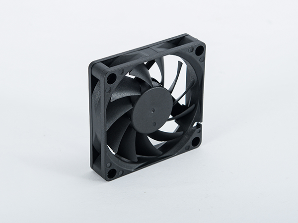 DC Cooling Fan 7015